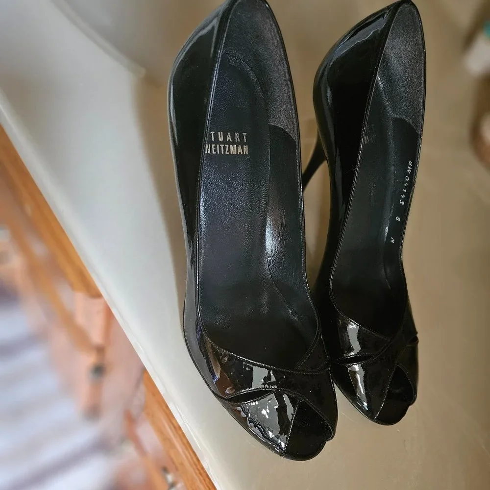 Stuart Weitzman black Criss cross heels size 8 medium - Picture 2 of 6